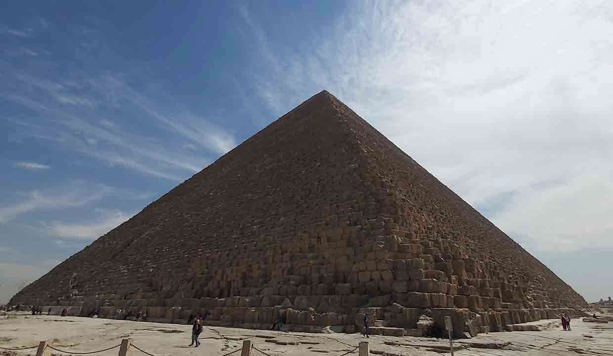 Beyond the Stones: The Cosmic Tales of the Pyramid of Khufu