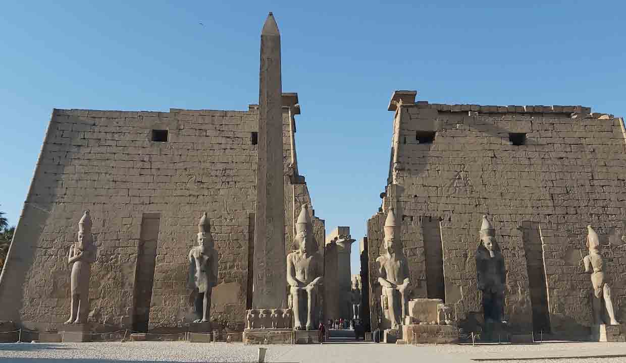 Luxor Temple: A Unique Journey Through Egypt’s History!